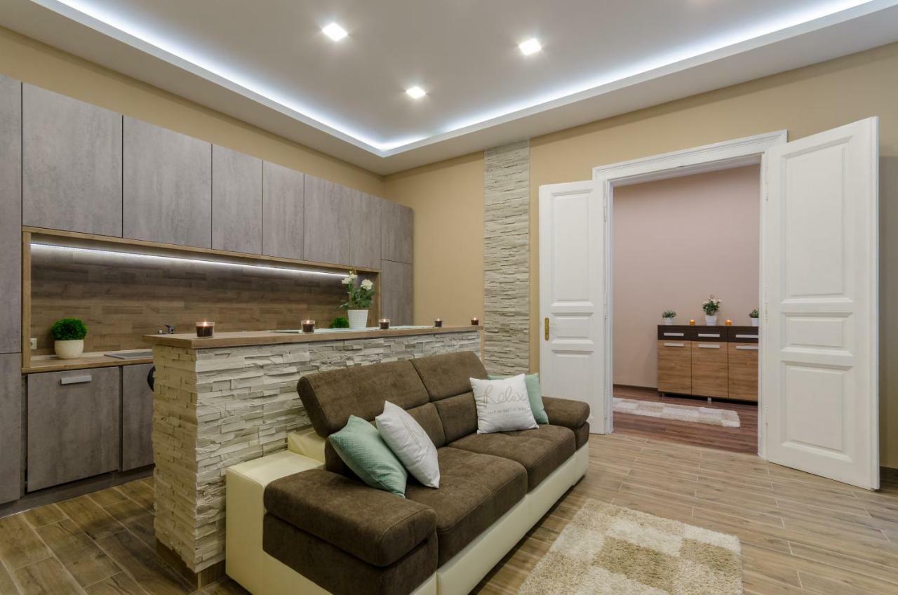 Modern, Luxury Flat In The Heart Of Budapest Luaran gambar